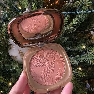 2/$25 Kiko Cosmetics Unexpected Paradise 3D Pressed Blush In Shadow Of The Earth